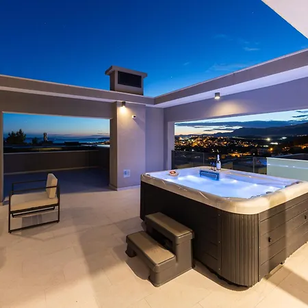 Olive Tree Luxury Ποντστράνα